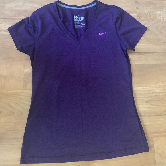 NWOT Dri-Fit Tee: Nike - Picture 7 of 11